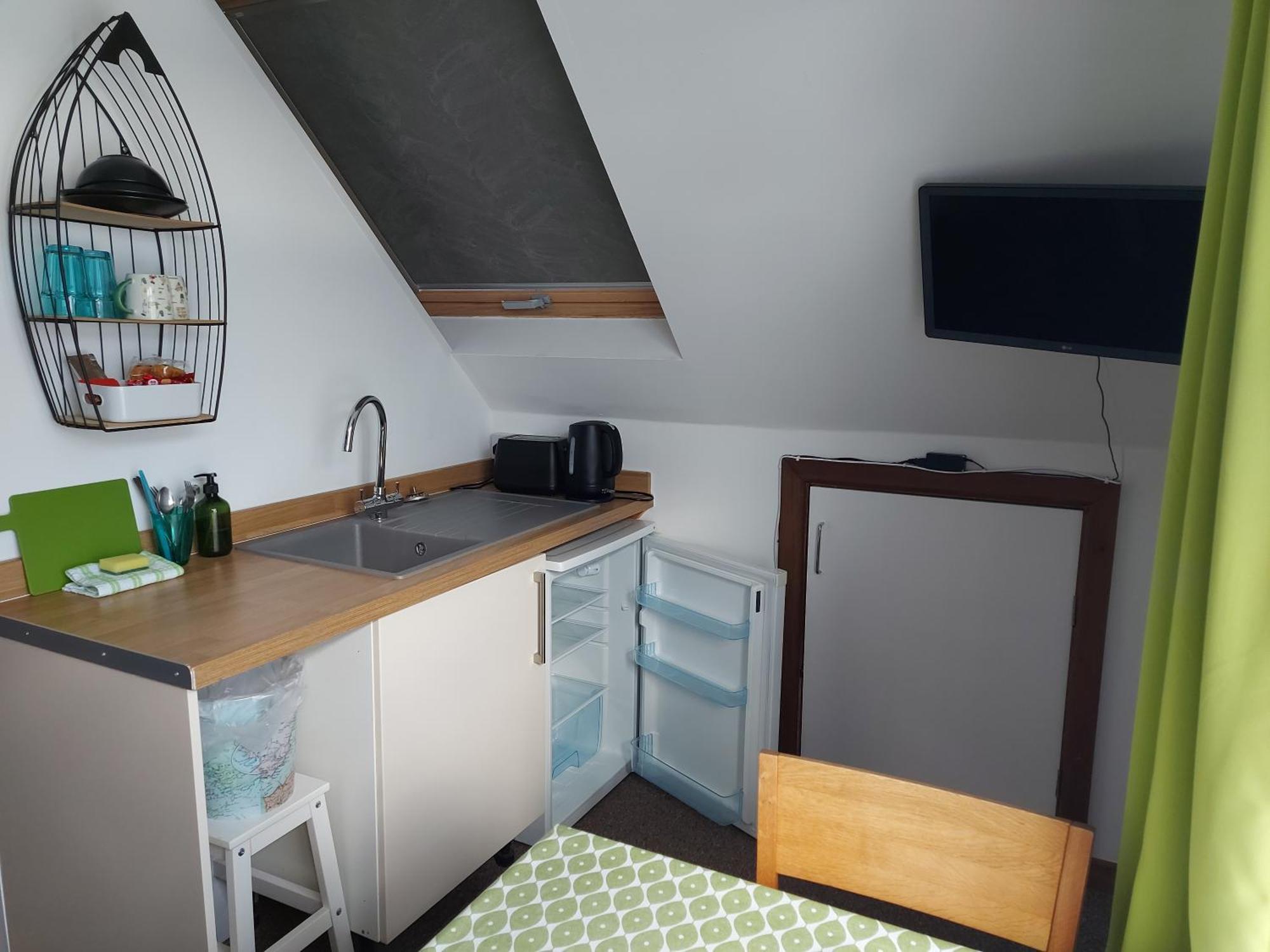 Chezzas Homestay Poole Exterior foto